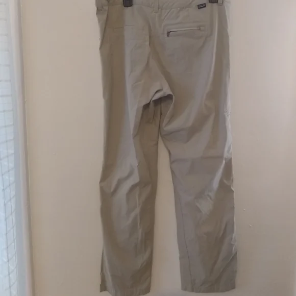 Patagonia Tan Khaki Quandary Nylon Convertible Pants Size 14 - Picture 4 of 10